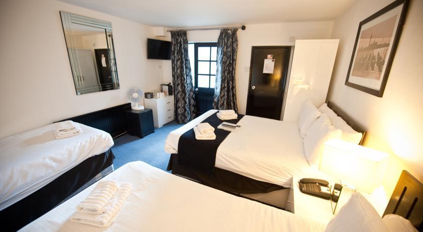 Noir Hotel 3*