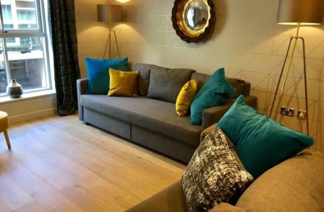 Apartment Blue River, Parking Subject To Availability York