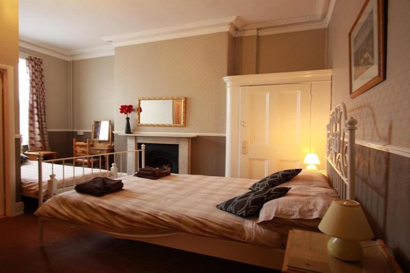 Saxon House Bed & Breakfast