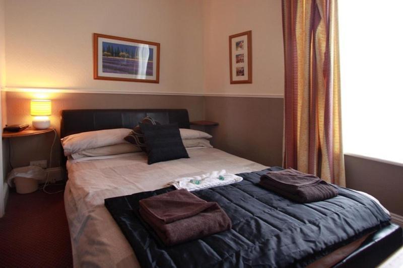 Bed & Breakfast Saxon House 3*