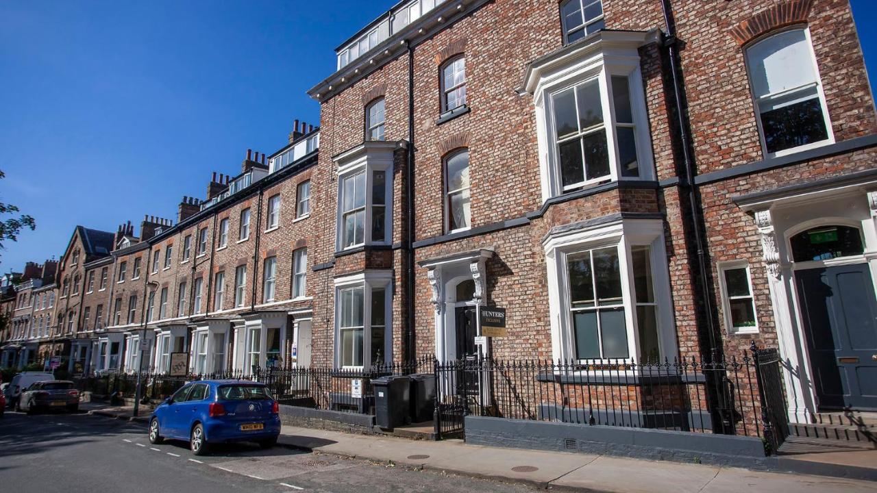 Apartment Bootham Luxury With Free Parking