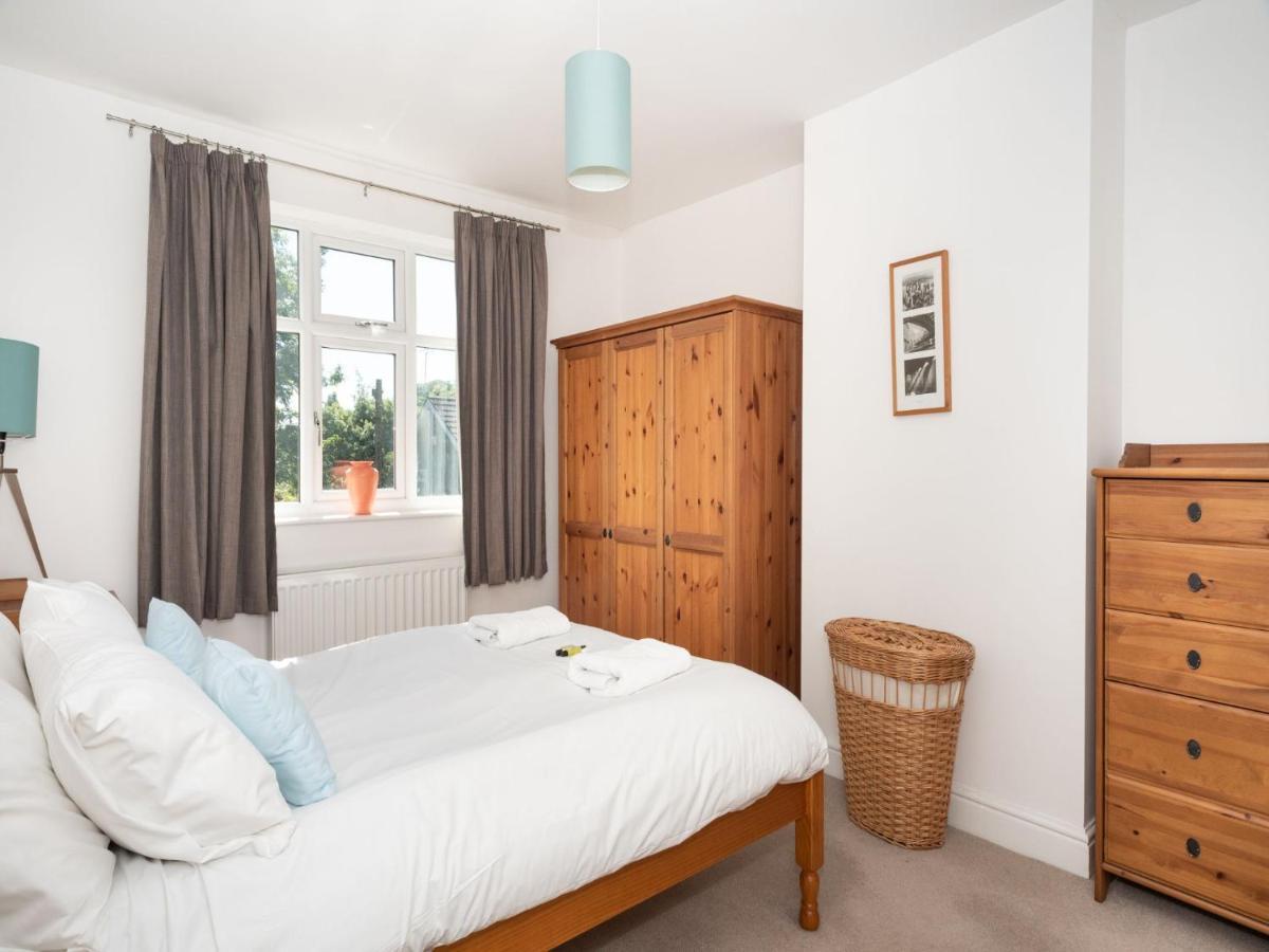 Holiday home Bright & Spacious With Garden - Pass The Keys
