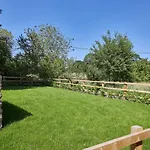 Host & Stay - Greengate Cottage