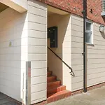 12 Woodsmill Quay