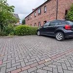 30 Fewster Way York
