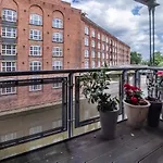 City Apartments - John Walker House