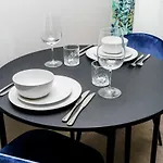 Entire Apartment - No. 47 - The Cosy Collection Ltd
