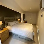 Cocoa Apt York City