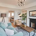 Host & Stay - The Railman\'S House