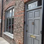 No. 4 George Street