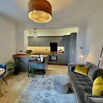 Walmgate Apartment
