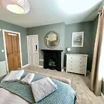 Alexandra House