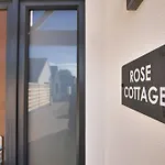 Hoxne Cottages - Rose Cottage With Private Hot Tub
