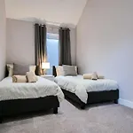 Hoxne Cottages - Rose Cottage With Private Hot Tub