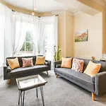 Holgate Manor Apartment