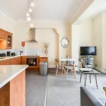 Holgate Manor Apartment
