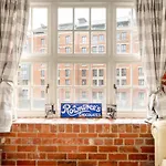 35 Cocoa Suites