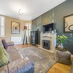 Corner Lodge Bishophill York - Free Parking