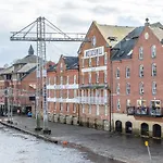 The Penthouse At Quayside
