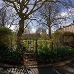 The Square Garden Apartment In York For Up To 4 Guests
