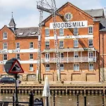 30 Woodsmill Quay