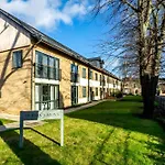 Modern Apartment In Central Quiet York With Free Parking - Contemporary New Building