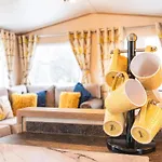 The Major Oak Lodge With Hot Tub