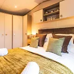 The Major Oak Lodge With Hot Tub