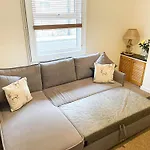 Waverley Lodge - Quaint Victorian Home With Free Parking