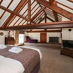 Old Roost Farmhouse