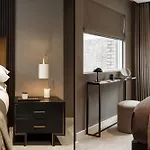 9 Kings, Hudson Quarters- Free Parking