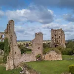 Castle Court