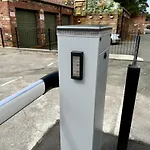 Fountain Apartment No 1 With Free Parking