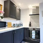 Cosy Apartment In York