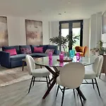 Apartment 44 Citygate Sleeps 4