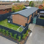 York Family Luxury Cabin With Hot Tub