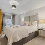 Pass The Keys No. 5 - Chestnut Cottage