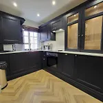 Aldwark Mews Place