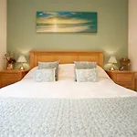 Heart Of The City Flat With Free Parking