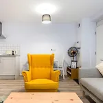 Modern 1 Bedroom York Apartment