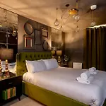 City Retreat For 4 With Free Parking And Gym Access