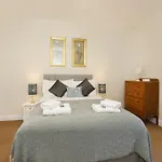 2 Bed House By Bishy Road & York River