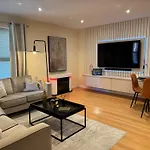Vikings Apartment With Private Parking & Terrace