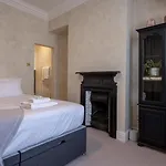 Sycamore House