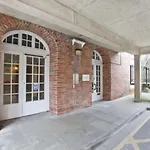 Riverside Studio Apartments Close To City Centre