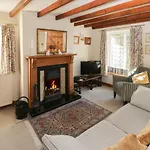 Howe Green Cottage