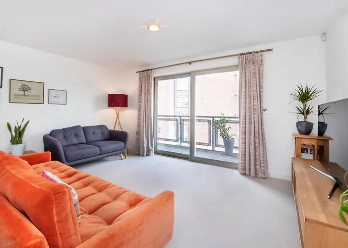 City Apartments - John Walker House