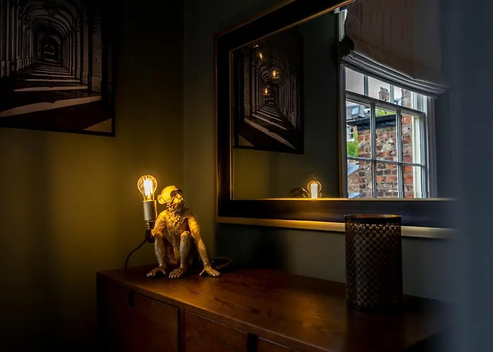 The Chambers At The Dukes Townhouse