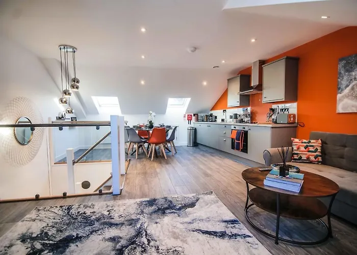 Apartment 4 - The Crescent