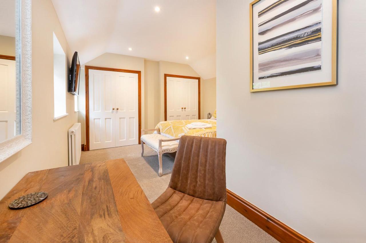 Apartment Creamery With Games And Free Parking York
